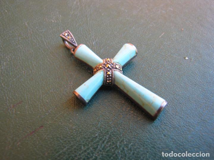 Antig&uuml;edades: 31.- Cruz de plata y turquesas - Foto 1