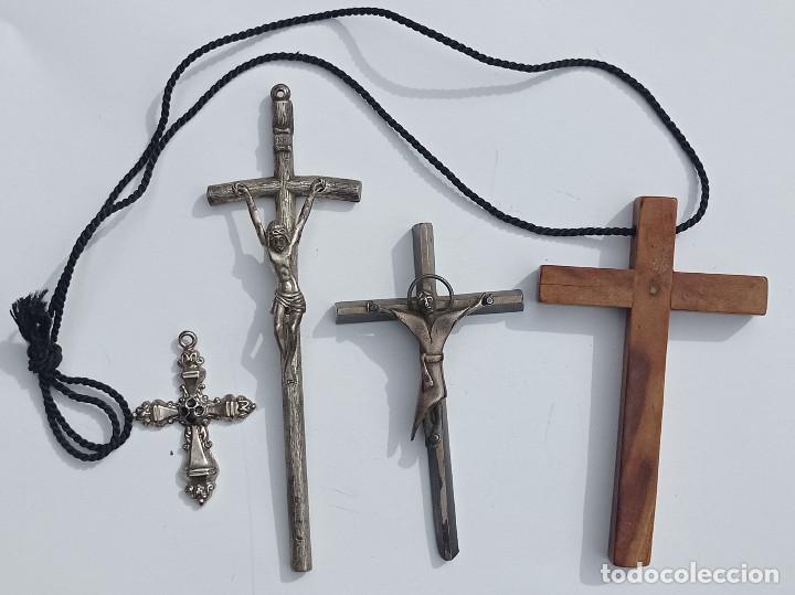 Antig&uuml;edades: Lote de 4 CRUCIFIJOS - Foto 1