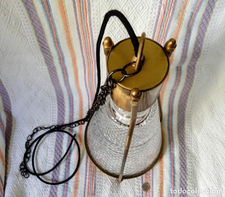Antig&uuml;edades: l&aacute;mpara antigua de bronce y cristal - Foto 2