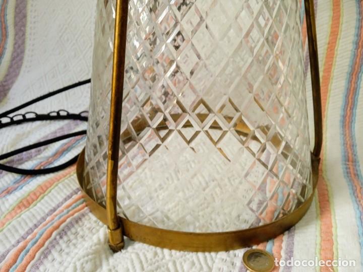 Antig&uuml;edades: l&aacute;mpara antigua de bronce y cristal - Foto 4