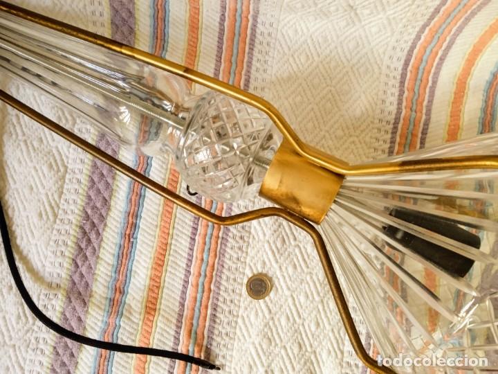 Antig&uuml;edades: l&aacute;mpara antigua de bronce y cristal - Foto 10