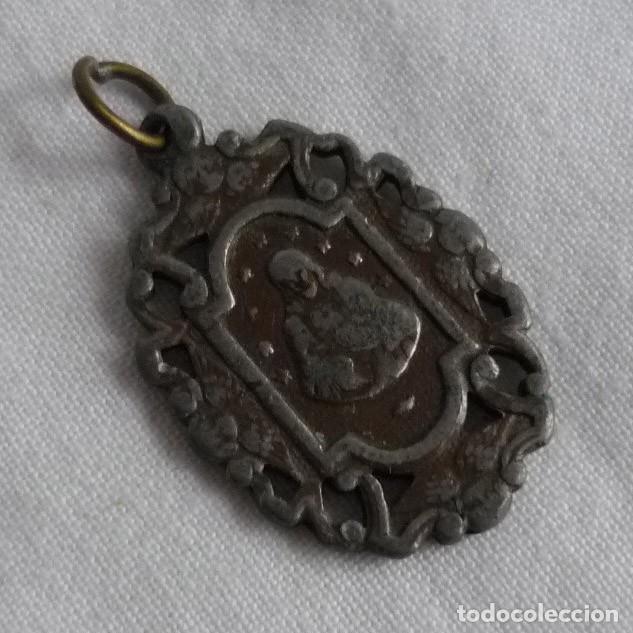 Antig&uuml;edades: Antigua medalla calada - Foto 1