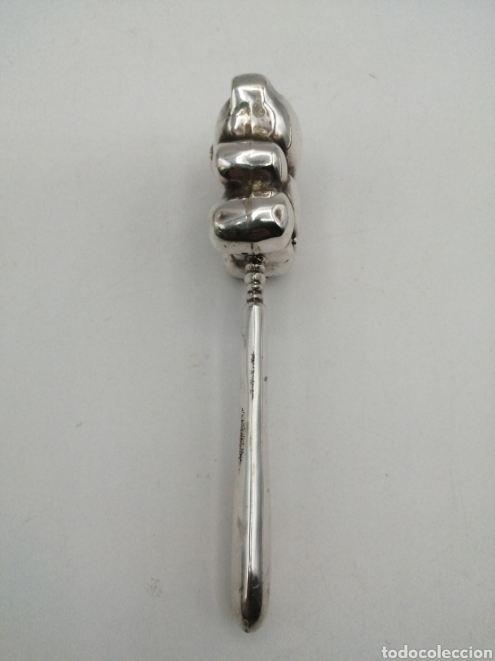 Antig&uuml;edades: Sonajero plata de ley. Osito - Foto 5