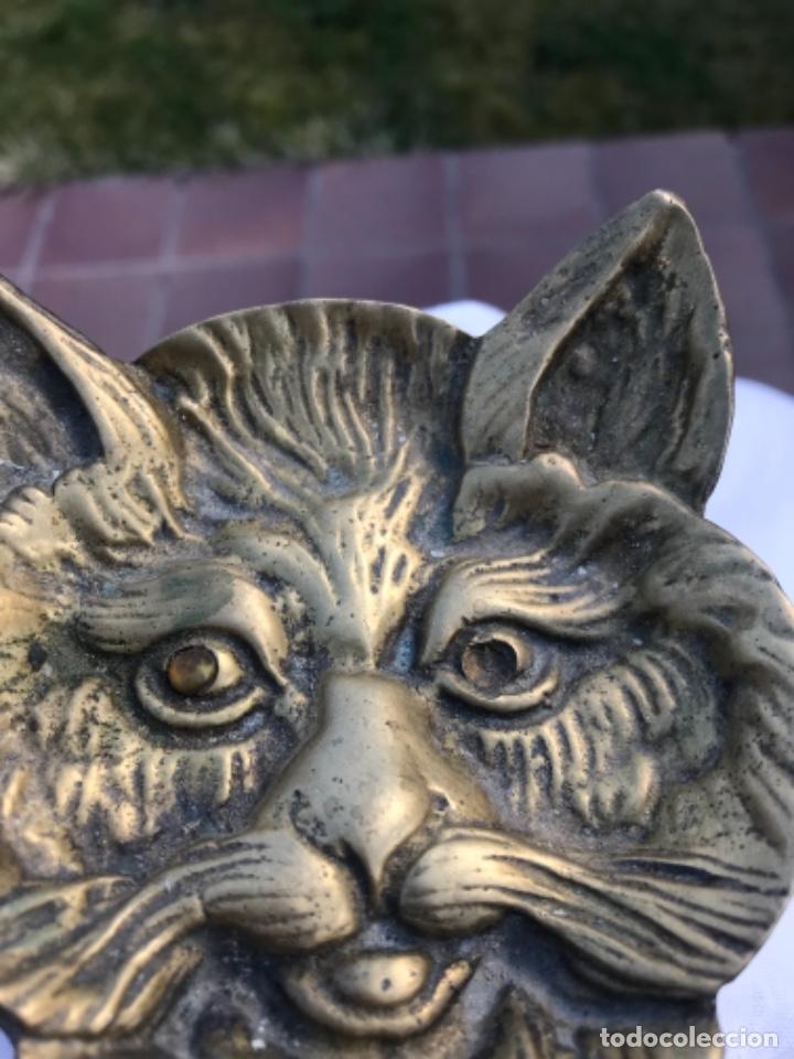 Antig&uuml;edades: Cenicero, gato, bronce - Foto 2