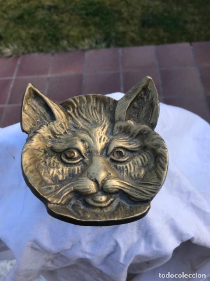 Antig&uuml;edades: Cenicero, gato, bronce - Foto 3
