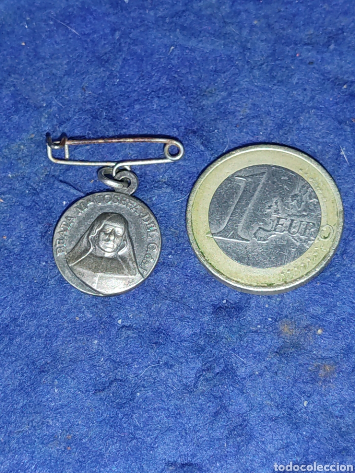 Antig&uuml;edades: Medalla Reliquia beata Josefa. - Foto 4
