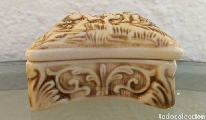 Antig&uuml;edades: Cajitas de porcelana, con querubines - Foto 3