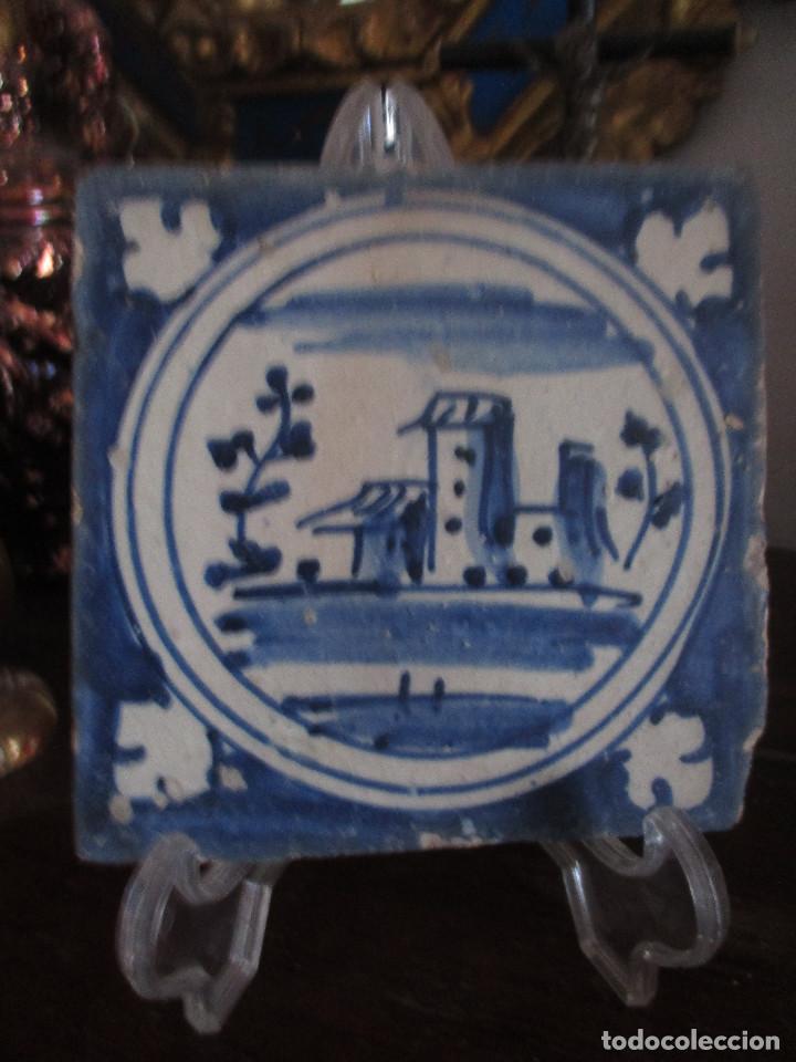 Antig&uuml;edades: Azulejo de Triana siglo XVIII - Foto 1