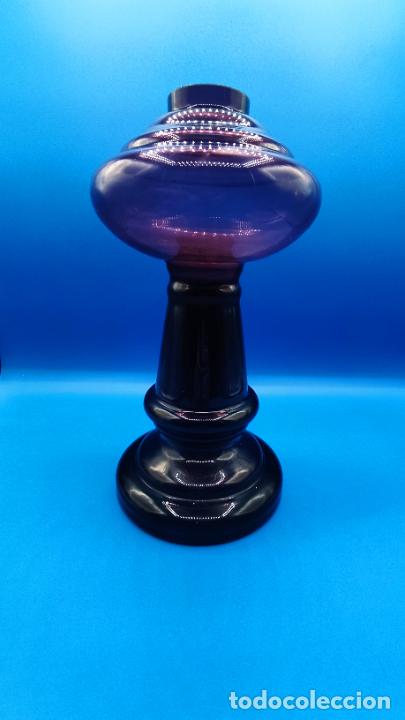 Antig&uuml;edades: PAREJA DE QUINQUES EN CRISTAL MORADO - Foto 9