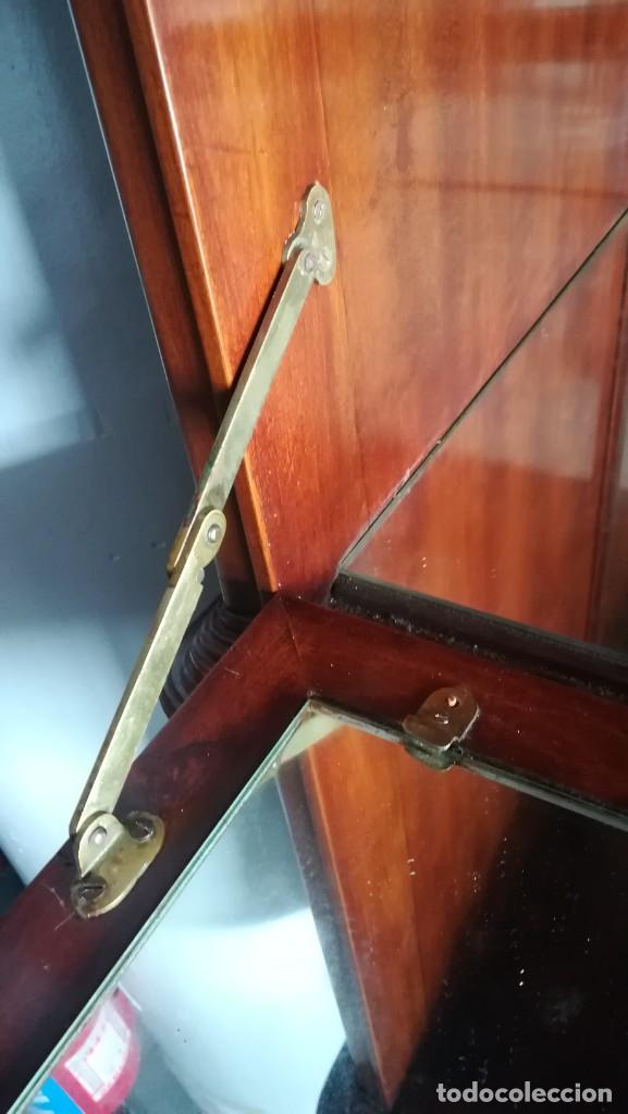 Antig&uuml;edades: MUEBLE BAR DE MADERA DE NOGAL ESTILO CHIPPENDALE - Foto 18