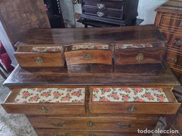 Antig&uuml;edades: Comoda catalana - Foto 6