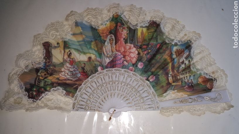 Antig&uuml;edades: Abanico pericon a&ntilde;os 80 - Foto 1