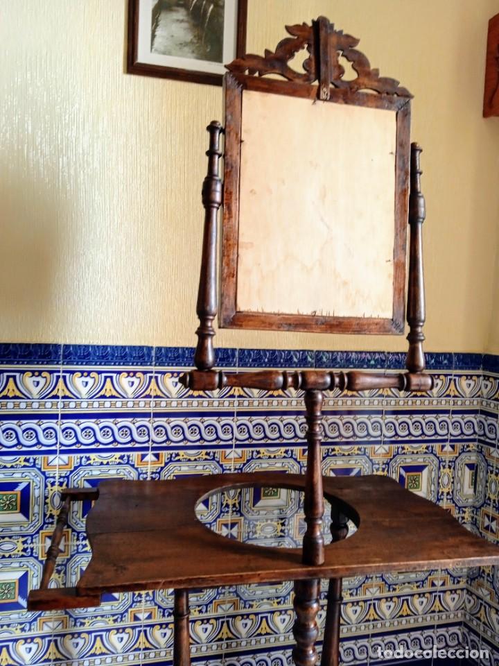 Antig&uuml;edades: Palanganero antiguo de madera - Foto 8