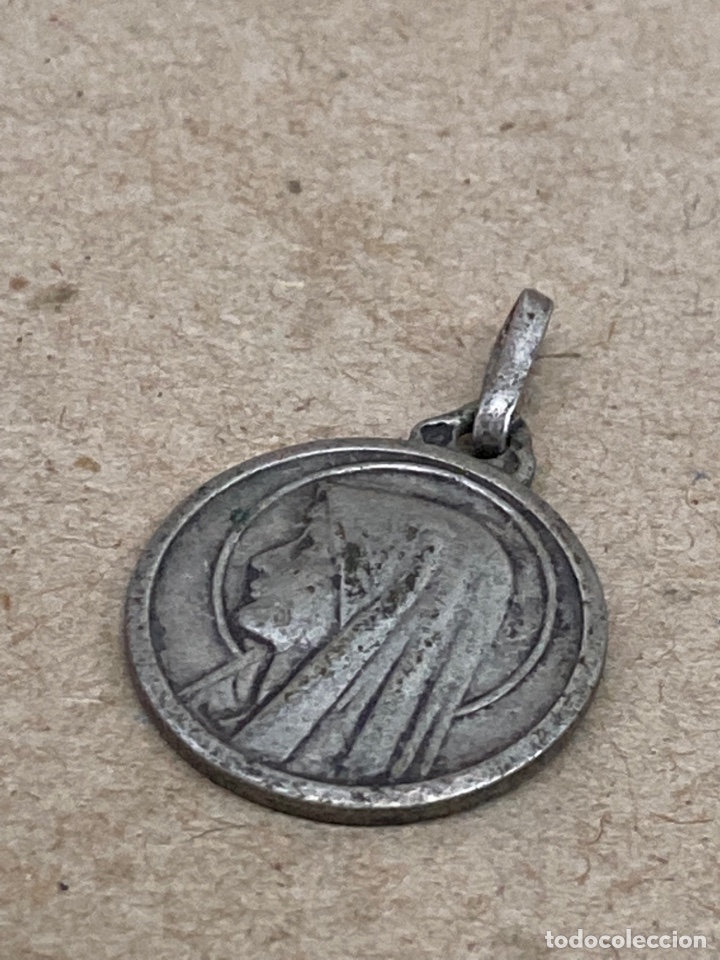 Antig&uuml;edades: Medalla de plata religiosa - Foto 1