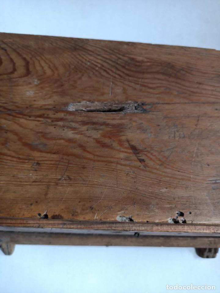 Antig&uuml;edades: ANTIGUO LIMOSNERO CAJA DE MADERA XVIII - Foto 7