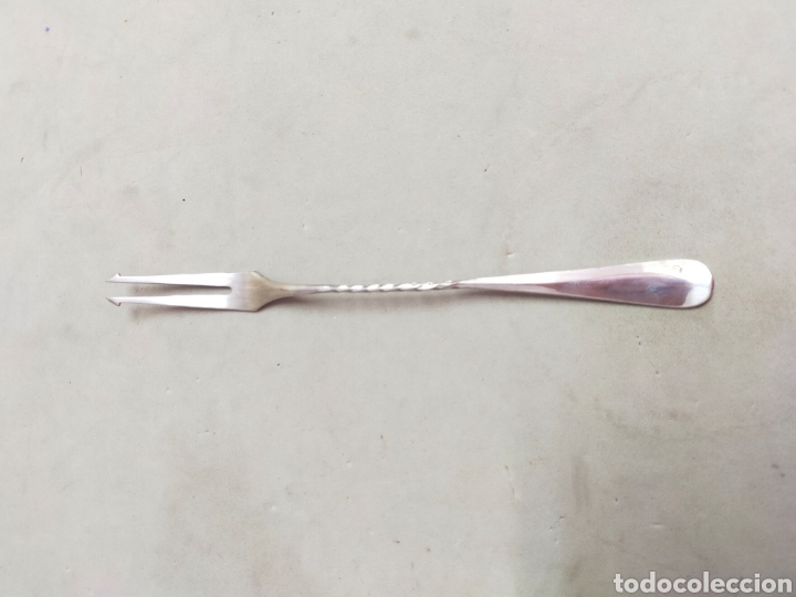 Antig&uuml;edades: TENEDOR APERITIVOS DE PLATA. - Foto 8