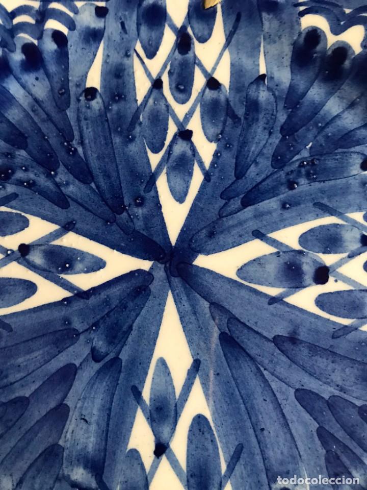 Antig&uuml;edades: Plato cer&aacute;mica Azul - Foto 2