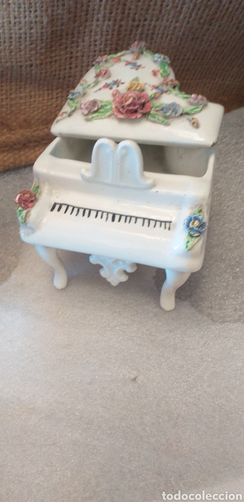 Antig&uuml;edades: Piano joyero - Foto 1