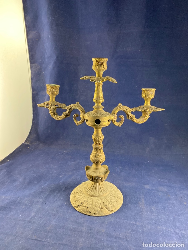 Antig&uuml;edades: Candelabro antiguo bronce - Foto 3