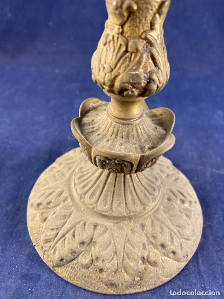 Antig&uuml;edades: Candelabro antiguo bronce - Foto 5