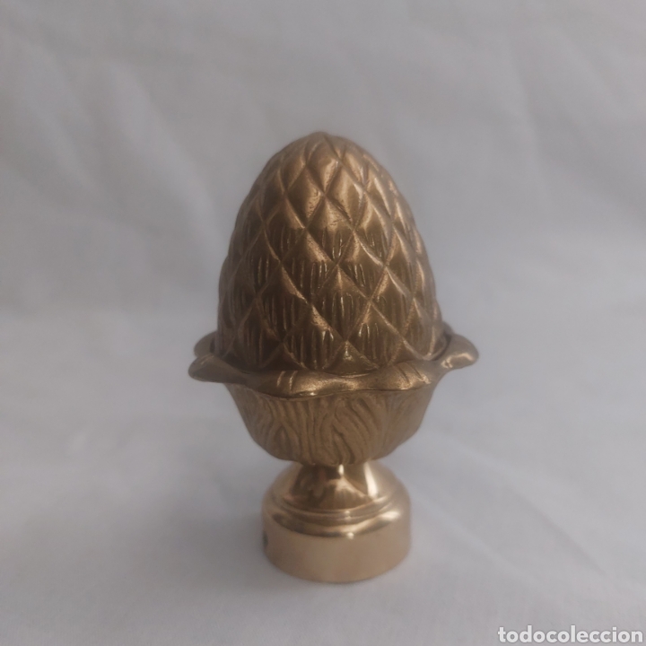 Antig&uuml;edades: Pi&ntilde;a remate de bronce - Foto 4