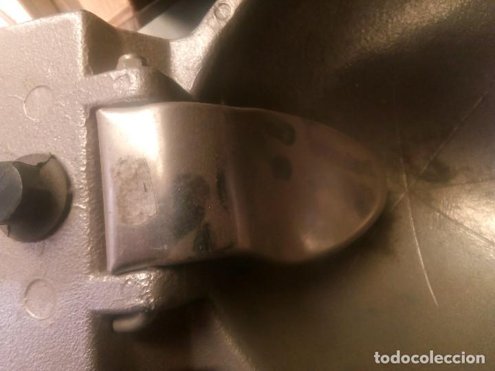 Antig&uuml;edades: BEBEDERO PARA CABALLO - Foto 3