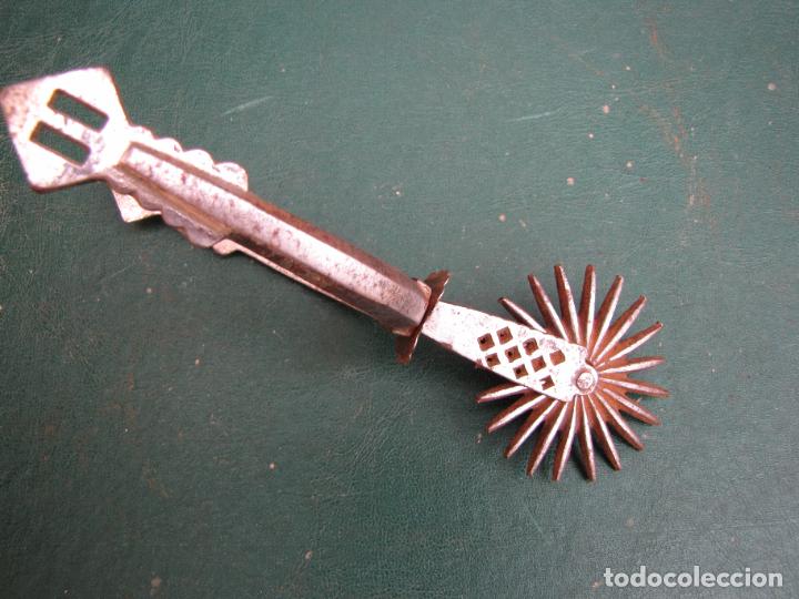 Antig&uuml;edades: 34. Espuela cibolera - Foto 2