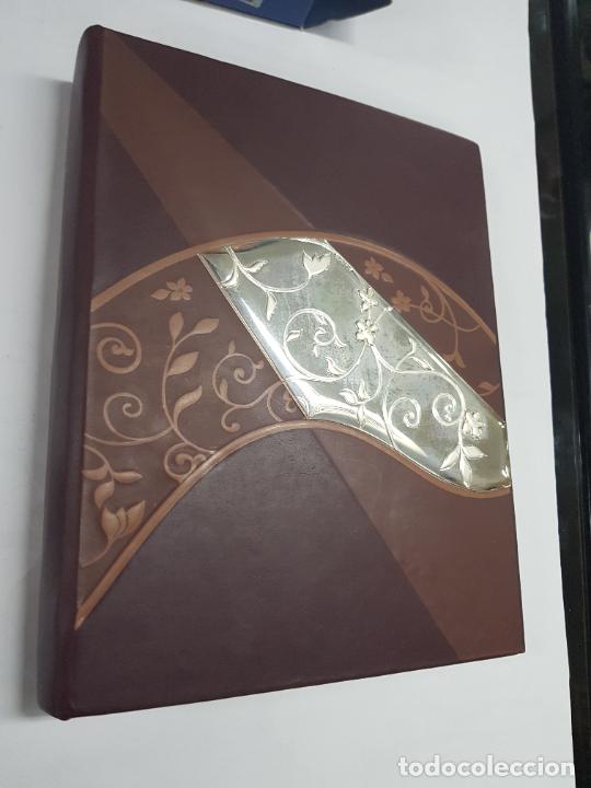 Antig&uuml;edades: ALBUM DE FOTOS CUERO ITALIANO CON PLATA 925 MARCA ITS PERFECTO A ESTRENAR 30X24X6 CM