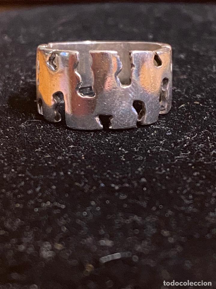 Antig&uuml;edades: ANILLO DE PLATA DE LEY - Foto 1