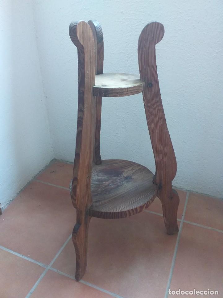 Antig&uuml;edades: Lavabo tr&iacute;pode. Siglo XVIII. - Foto 1