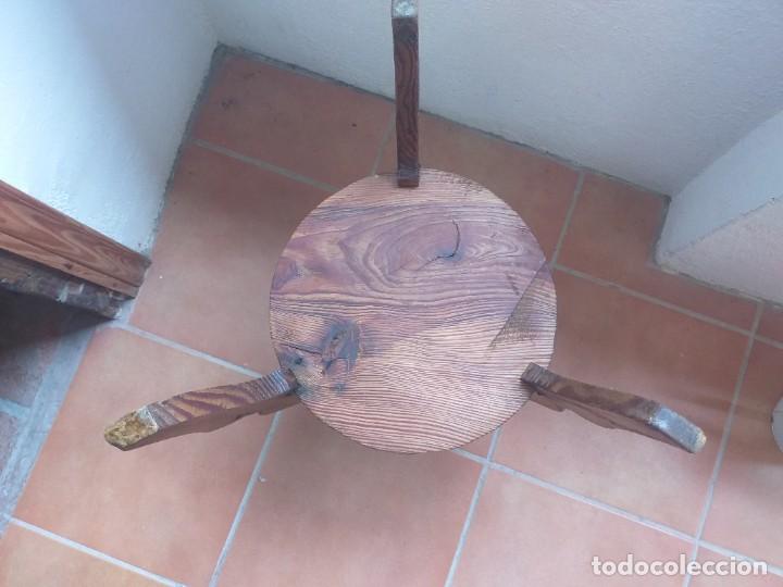 Antig&uuml;edades: Lavabo tr&iacute;pode. Siglo XVIII. - Foto 3