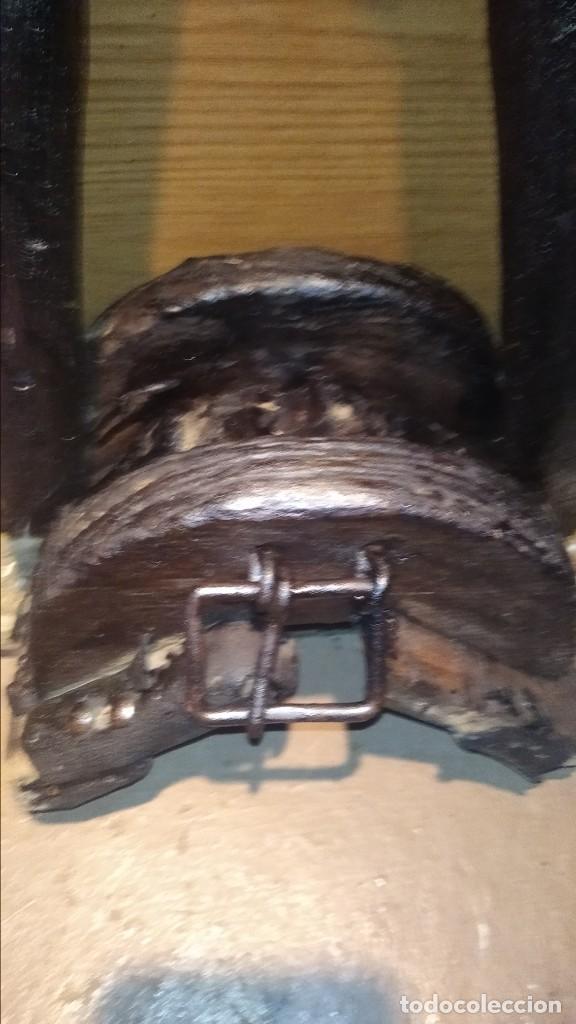 Antig&uuml;edades: sillin y horcate antiguo - Foto 2