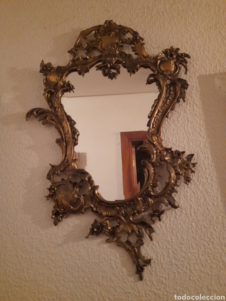 Antig&uuml;edades: Antiguo espejo cornucopia de bronce - Foto 1