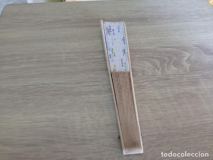 Antig&uuml;edades: abanico de madera paula eider - Foto 3