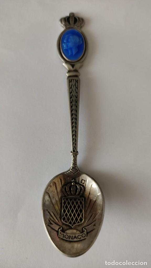 Antig&uuml;edades: CUCHARILLA DE COLECCI&Oacute;N RAINIERO Y GRACE. PLATA. - Foto 1