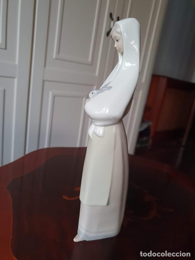 Antig&uuml;edades: CHICA CON CONEJO NAO LLADRO - Foto 3