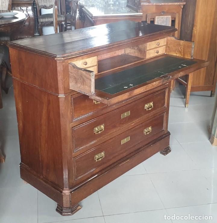 Antig&uuml;edades: C&oacute;moda secreter de nogal - Foto 4