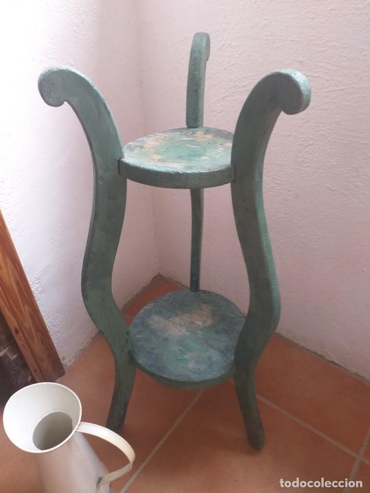 Antig&uuml;edades: Lavabo- tr&iacute;pode del siglo XVIII. - Foto 4