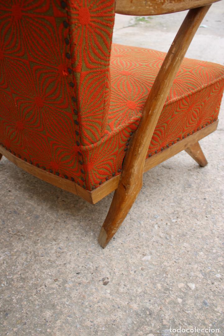 Antig&uuml;edades: Sill&oacute;n Orejero Retro - Foto 2