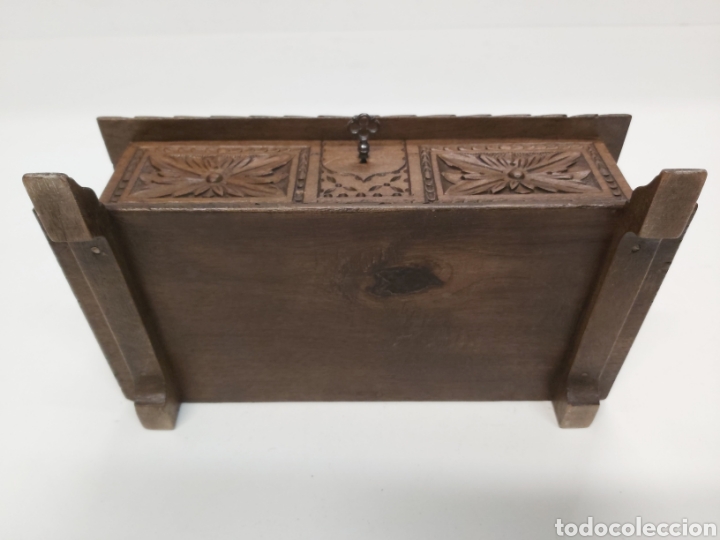 Antig&uuml;edades: Caja tallada madera nogal - Foto 10
