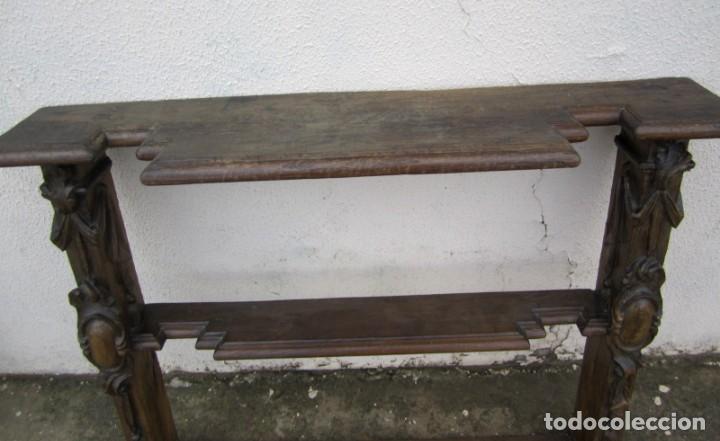 Antig&uuml;edades: Consola, estanteria rustica , en madera tallada. - Foto 9
