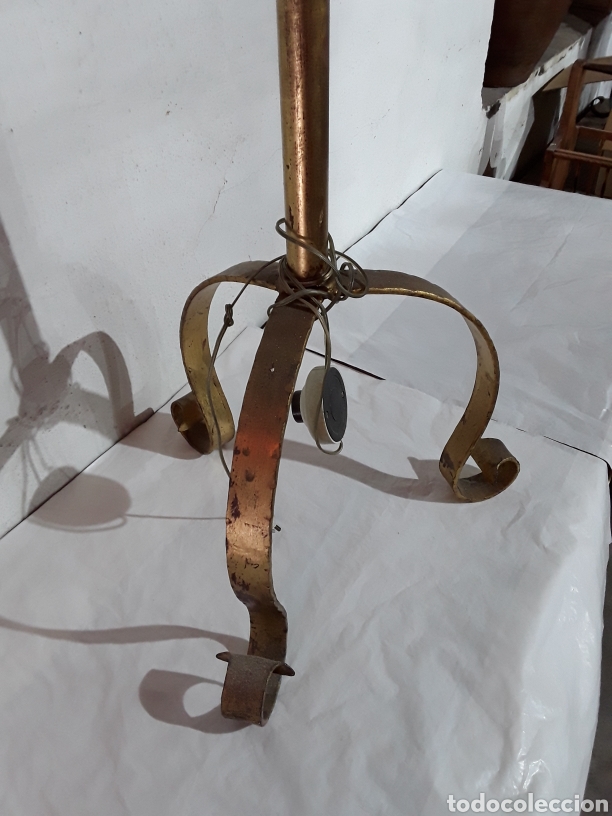 Antig&uuml;edades: L&aacute;mpara de pie en forja ( funcionando ) - Foto 5