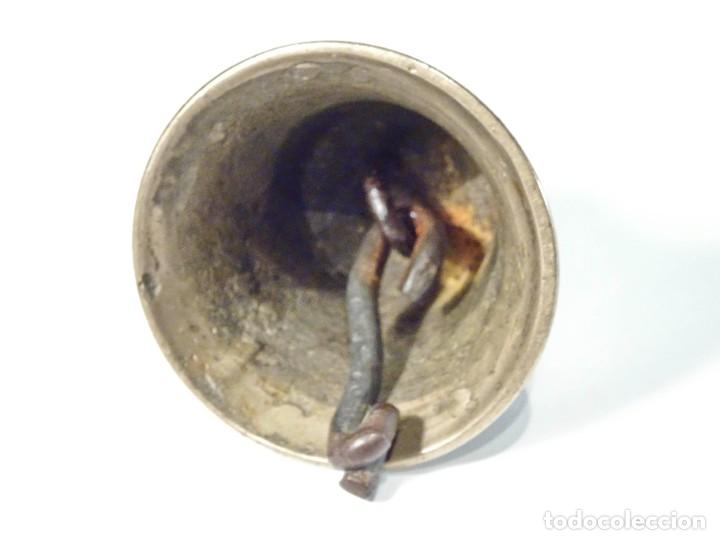 Antig&uuml;edades: Campanilla Esquila Bronce Siglo XIX - Foto 5