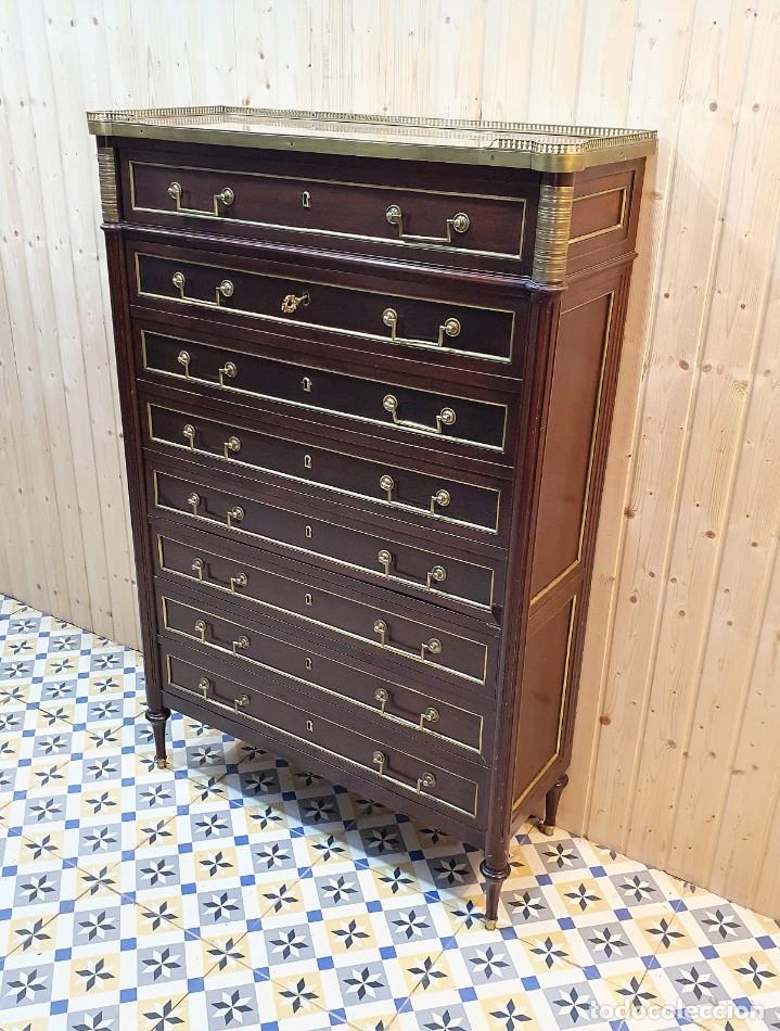 Antig&uuml;edades: ESCRITORIO SECRETER DE CAOBA Y LATON - Foto 1