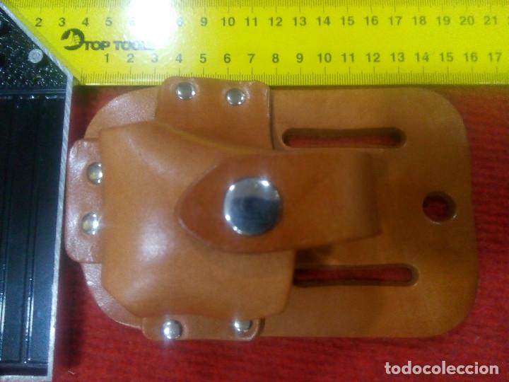 Antig&uuml;edades: SOPORTE DE CUERO - Foto 3