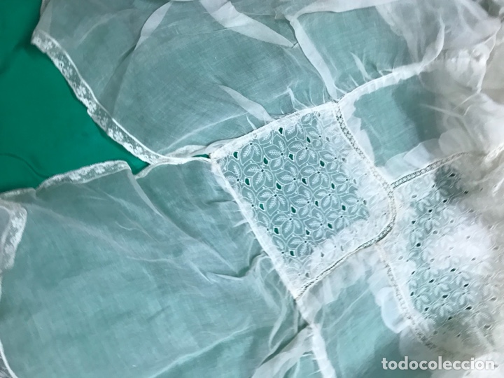 Antig&uuml;edades: Colcha de cuna o similar - Foto 7