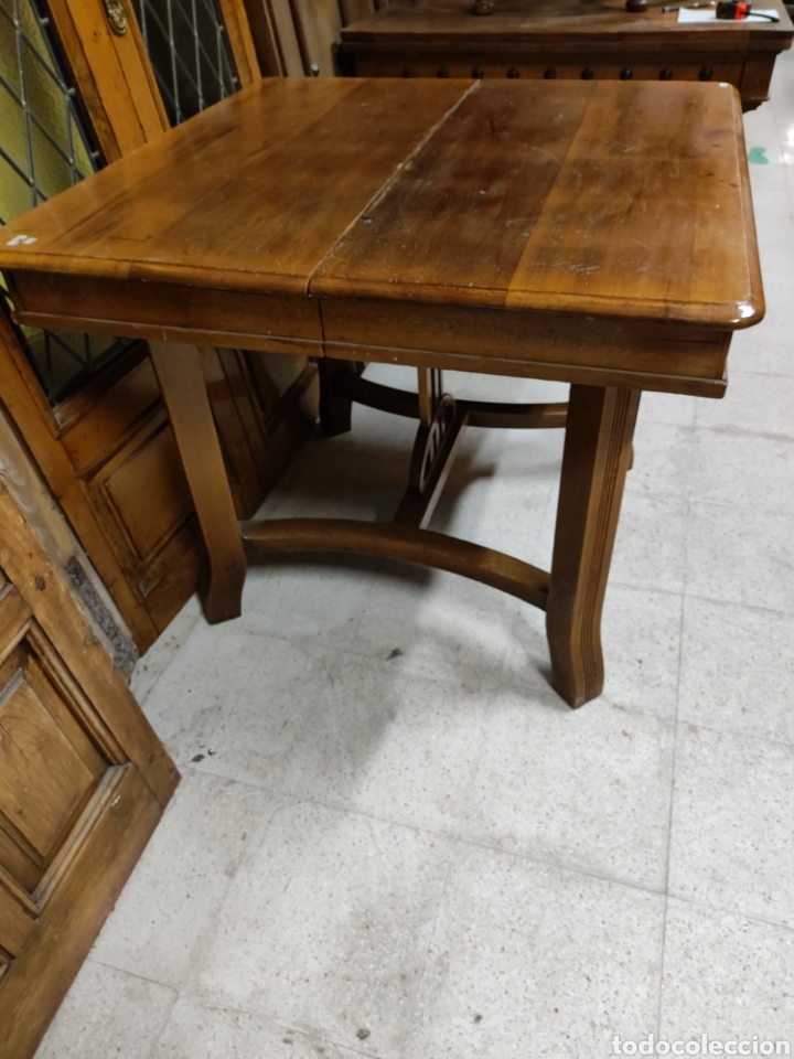Antig&uuml;edades: Mesa de comedor de extensi&oacute;n - Foto 2