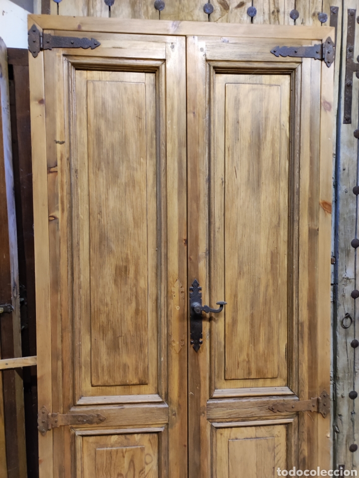 Antig&uuml;edades: Puerta armario 2hojas - Foto 3