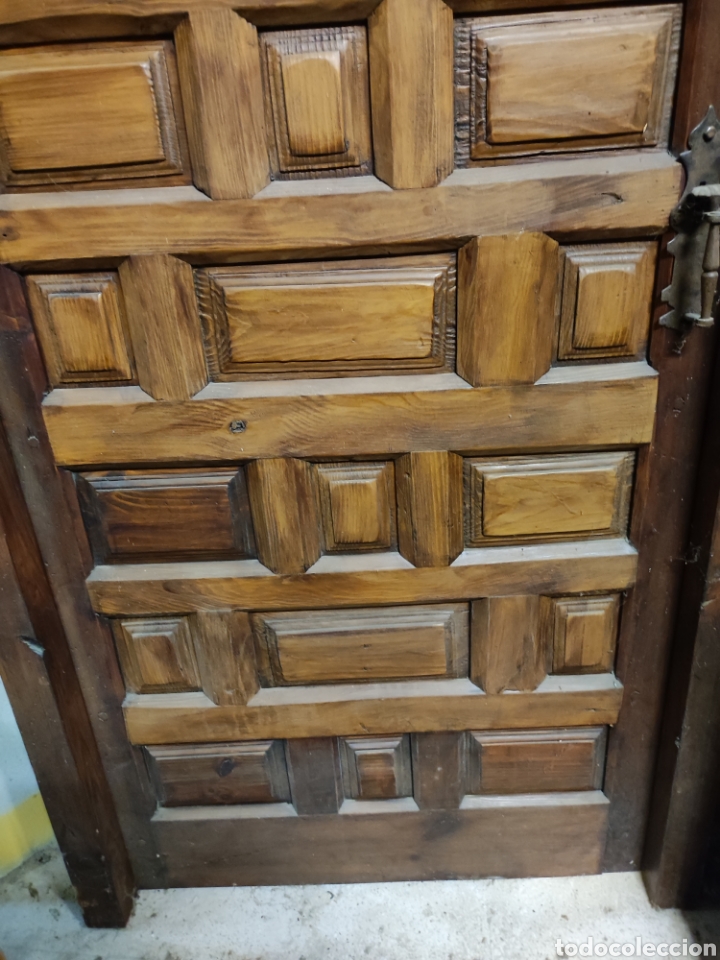 Antig&uuml;edades: Puerta entrepa&ntilde;os pino con cerco - Foto 2