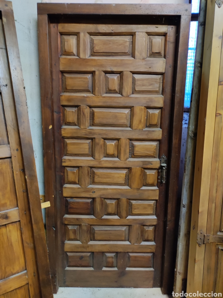 Antig&uuml;edades: Puerta entrepa&ntilde;os pino con cerco - Foto 1